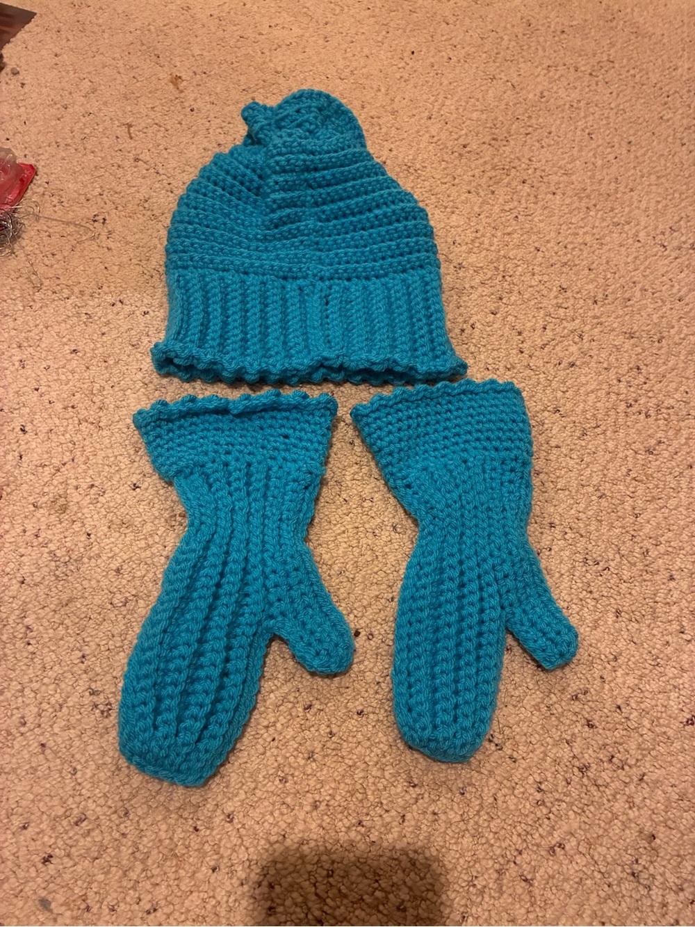 Women’s Knit Beanie and Mittens Set - Teal